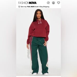 NWT Fashion Nova Burgundy and Green windbreaker Pants (Size 1X)